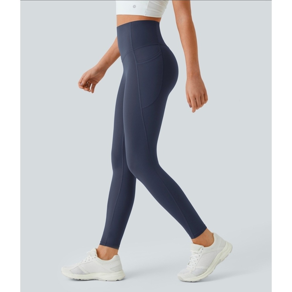 Halara UltraSculpt High Waisted Tummy Control Pocket Shaping Leggings Navy M NWT